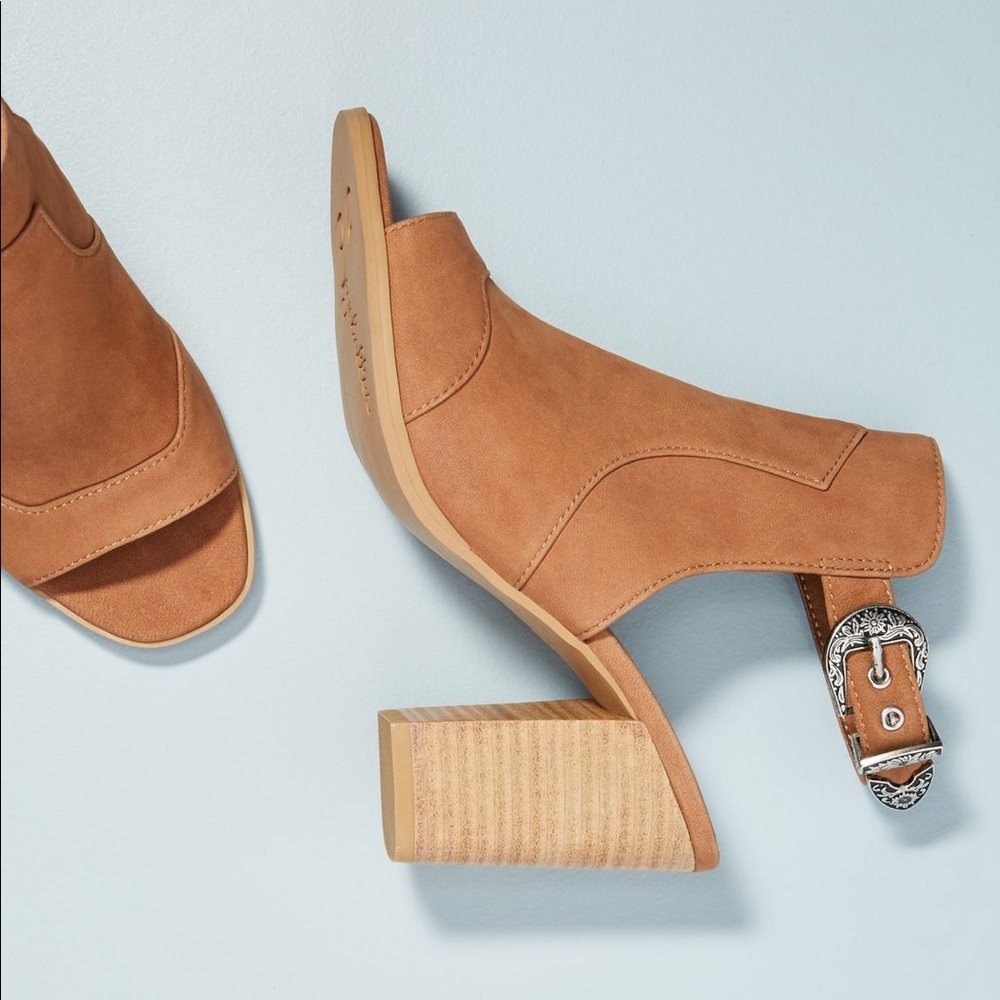 Anthropologie/Seychelles Western Buckle Shooties